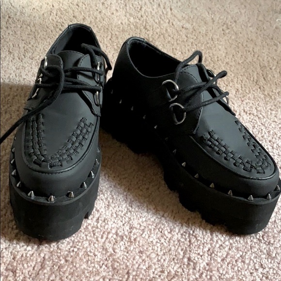 Demonia Shoes - T.U.K Dino Lug Creepers